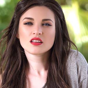 Nancy Call Girls in Laxmi Nagar